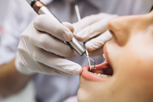 5 Signs You Need an Emergency Dental Service